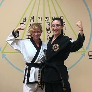 Meet your Posher, Clarissa